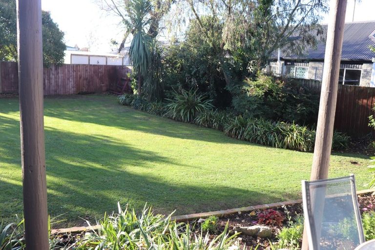 Photo of property in 53 Bush Street, Rangiora, 7400