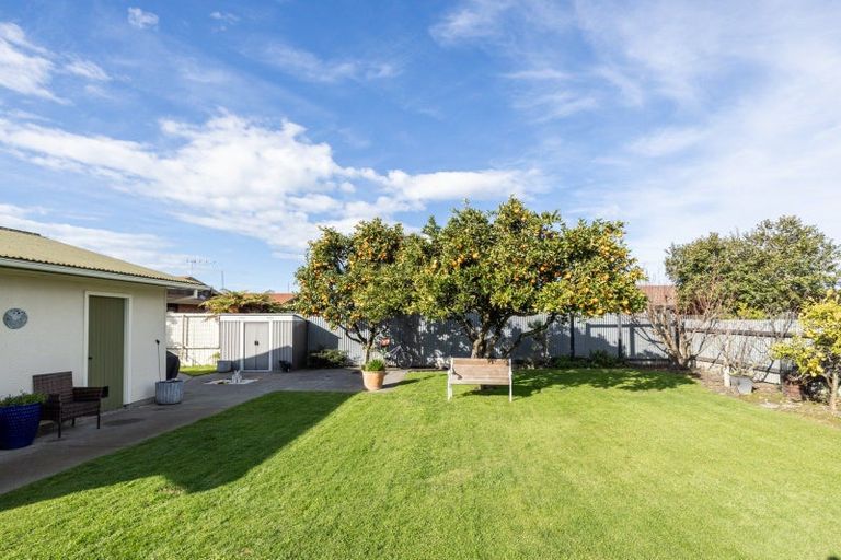 Photo of property in 7 Totara Street, Taradale, Napier, 4112