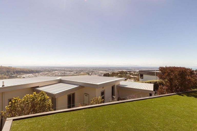 Photo of property in 280 Major Hornbrook Road, Mount Pleasant, Christchurch, 8081