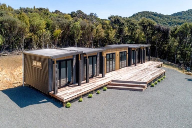 Photo of property in 461 Tuateawa Road, Tuateawa, Coromandel, 3583