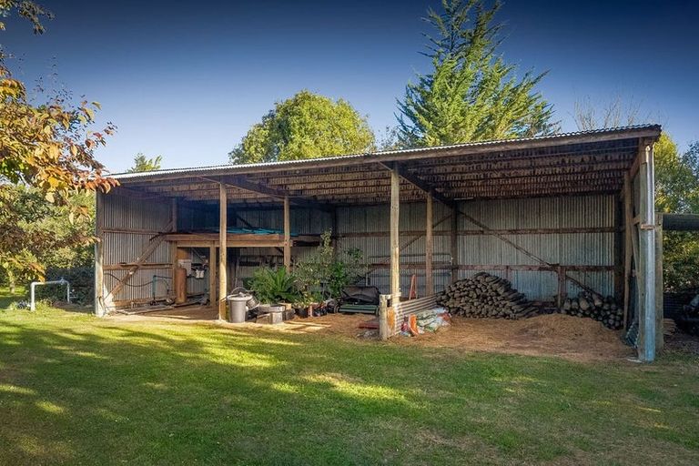 Photo of property in 102 Tricketts Road, West Melton, Christchurch, 7676