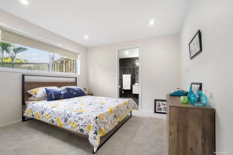 Photo of property in 154 Stredwick Drive, Torbay, Auckland, 0630