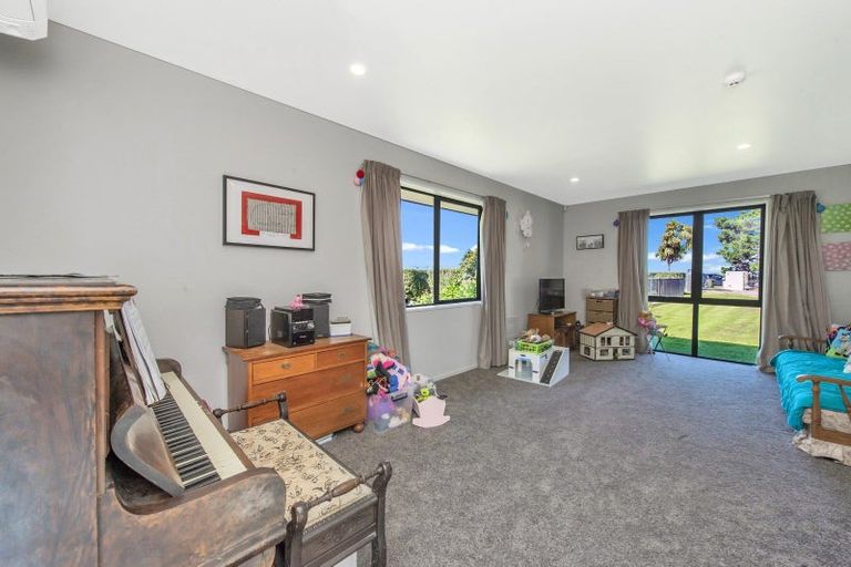 Photo of property in 477 Swamp Road, Burnham, Christchurch, 7677