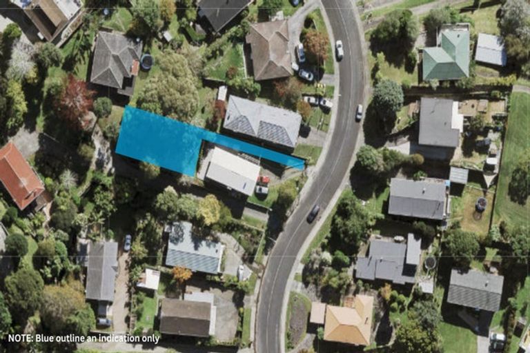 Photo of property in 52 Ayton Drive, Totara Vale, Auckland, 0629