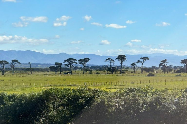 Photo of property in 95 Lake Ferry Road, Lake Ferry, Featherston, 5772