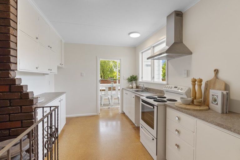 Photo of property in 22 Callender Terrace, Paraparaumu Beach, Paraparaumu, 5032