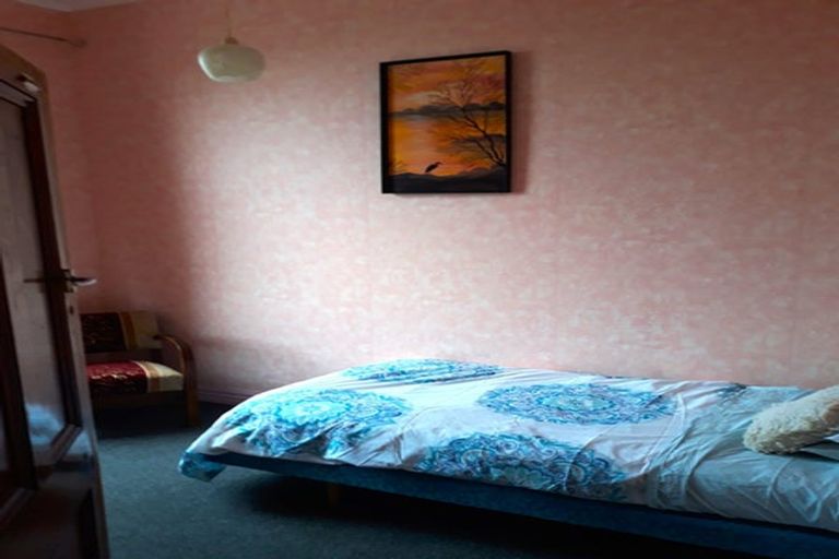 Photo of property in 106 Egmont Street, Patea, 4520