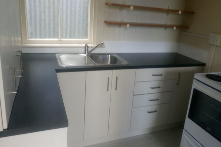 Photo of property in 71 Nairn Street, Mount Cook, Wellington, 6011