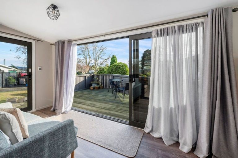 Photo of property in 43 Dickens Street, Owhata, Rotorua, 3010