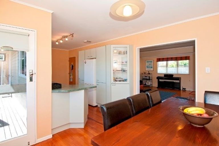 Photo of property in 10a Roderick Street, Otumoetai, Tauranga, 3110