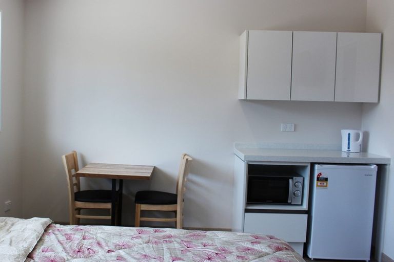 Photo of property in 48 Hooker Avenue, Bryndwr, Christchurch, 8053