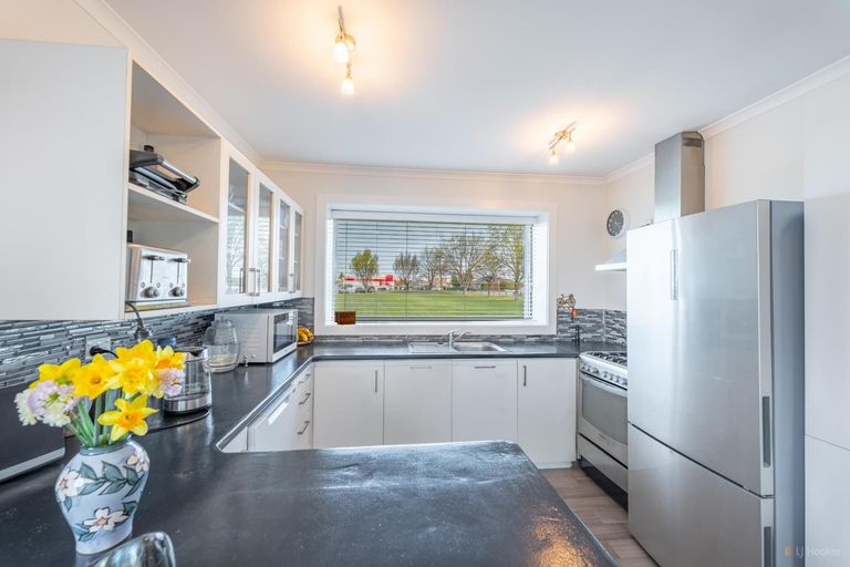 Photo of property in 271 Selwyn Street, Marchwiel, Timaru, 7910