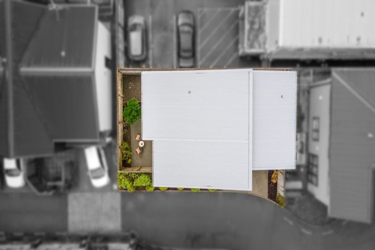 Photo of property in 10 Okoutu Lane, Moera, Lower Hutt, 5010