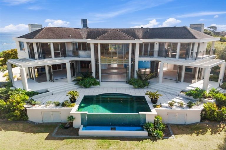 Photo of property in 364 Pinecrest Drive, Gulf Harbour, Whangaparaoa, 0930