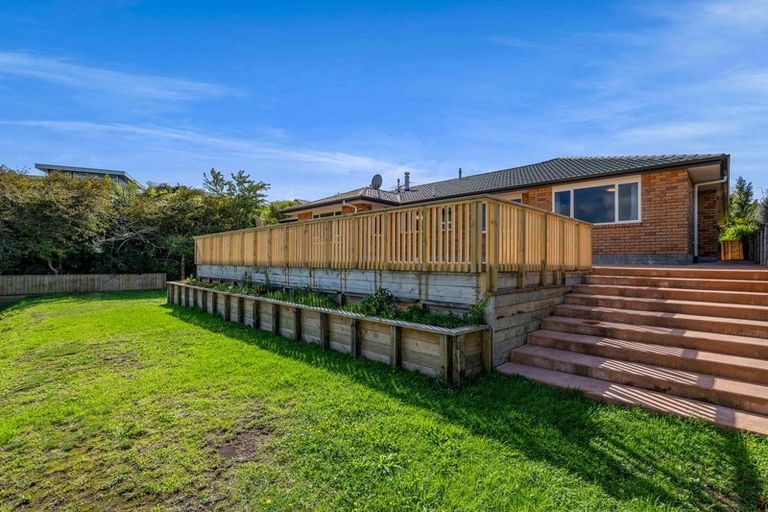 Photo of property in 6c Highfield Place, Highlands Park, New Plymouth, 4312