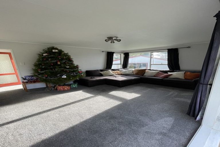 Photo of property in 1 Grant Place, Awapuni, Palmerston North, 4412