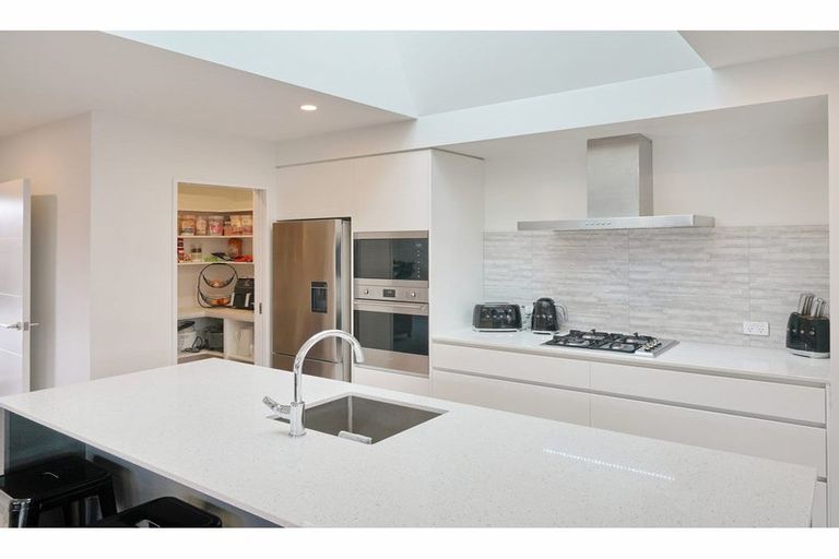 Photo of property in 46 William Deans Drive, Prebbleton, 7604