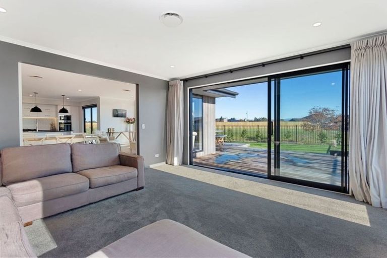 Photo of property in 52 The Esplanade, Pegasus, 7612