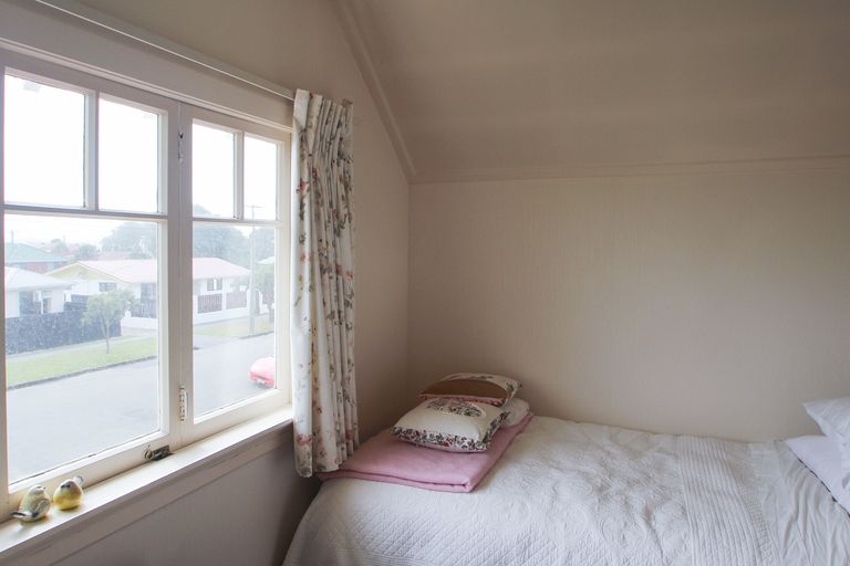 Photo of property in 43 Lynn Street, Oamaru North, Oamaru, 9400