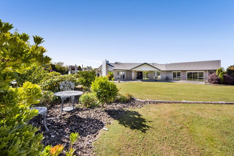 Photo of property in 1 Elizabeth Grove, Stratford, 4332