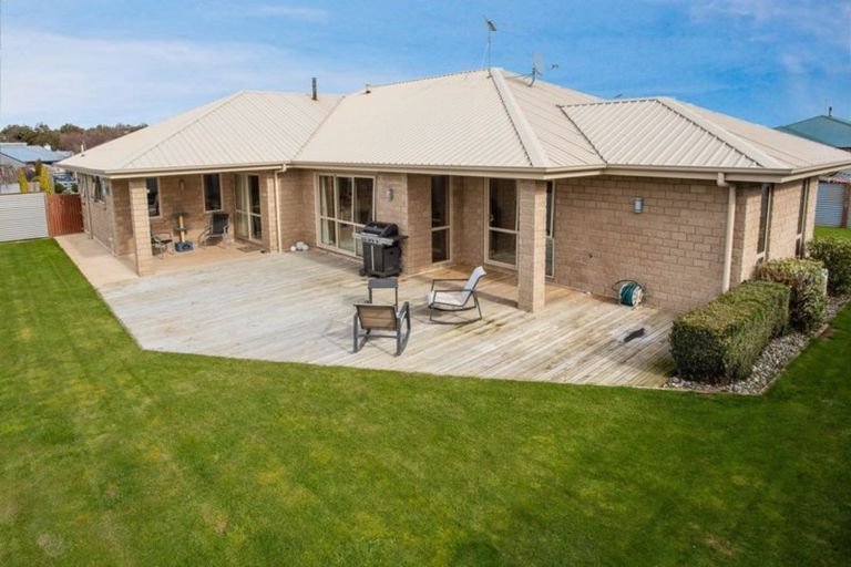 Photo of property in 34 Hoffman Court, Waikiwi, Invercargill, 9810
