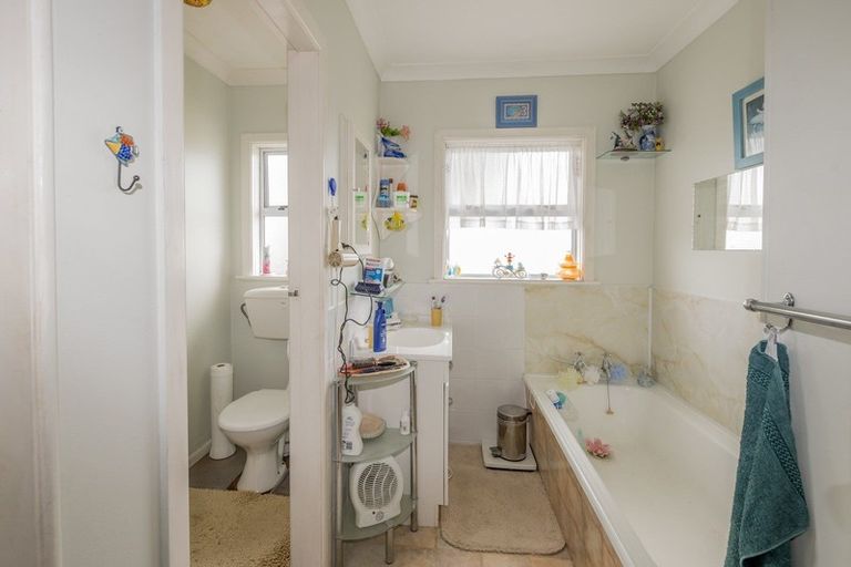 Photo of property in 3 Rodney Street, Levin, 5510