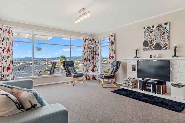 Photo of property in 42a Brookfield Terrace, Brookfield, Tauranga, 3110
