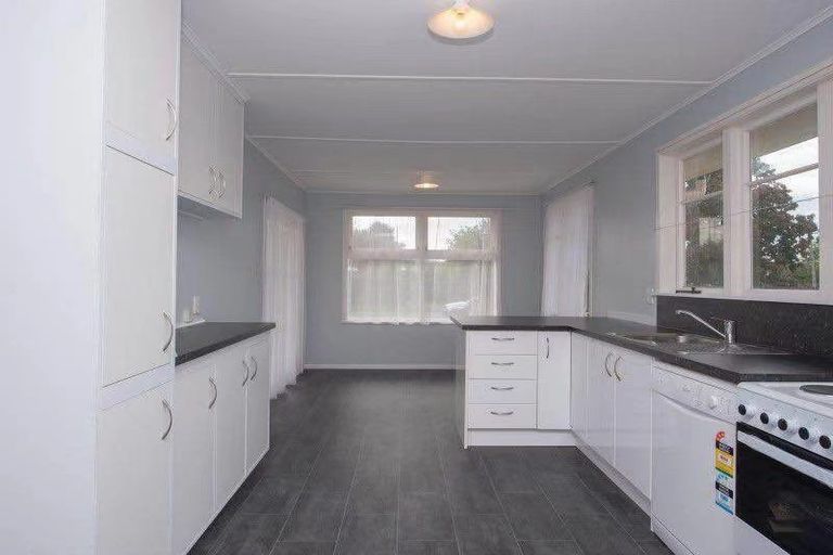 Photo of property in 32 Carrington Avenue, Hillcrest, Hamilton, 3216