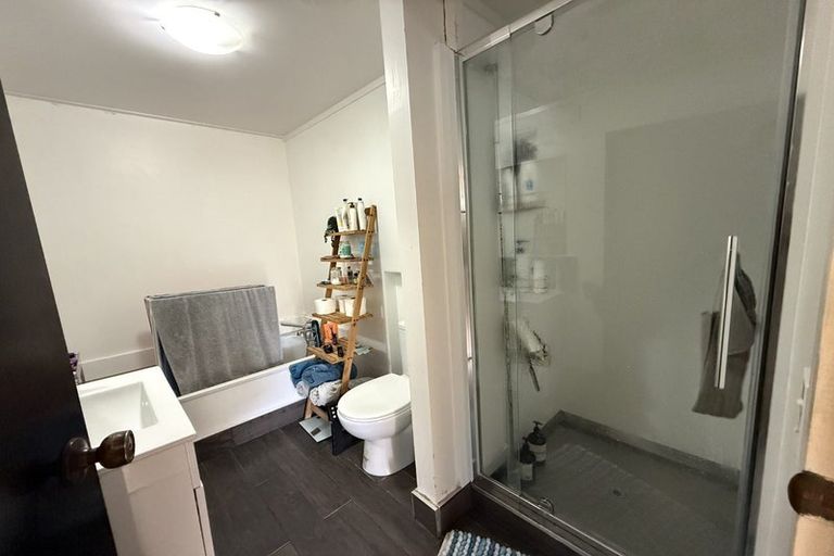 Photo of property in 27a Izard Road, Khandallah, Wellington, 6035