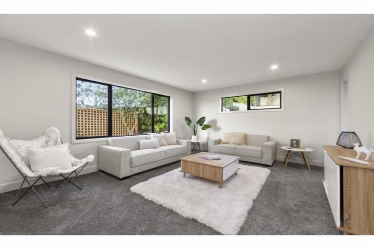 Photo of property in 30 Takahe Drive, Cashmere, Christchurch, 8022