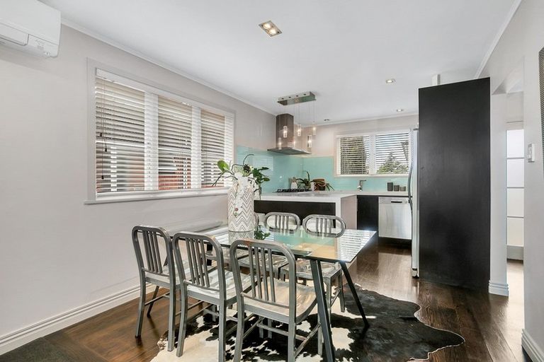 Photo of property in 29 Fir Street, Waterview, Auckland, 1026