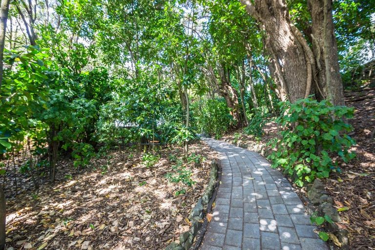 Photo of property in 15 Pingau Street, Paekakariki, 5034