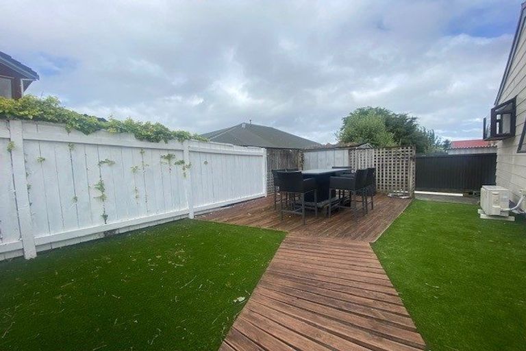 Photo of property in 207a Whites Line East, Waiwhetu, Lower Hutt, 5010