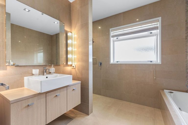 Photo of property in 49 Oceania Sands Way, Papamoa Beach, Papamoa, 3118