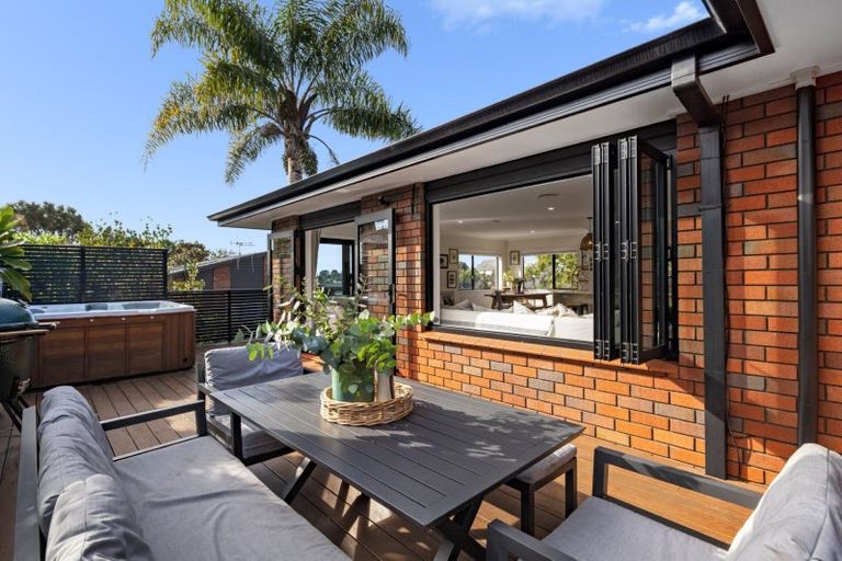 Photo of property in 33 Manuwai Drive, Matua, Tauranga, 3110