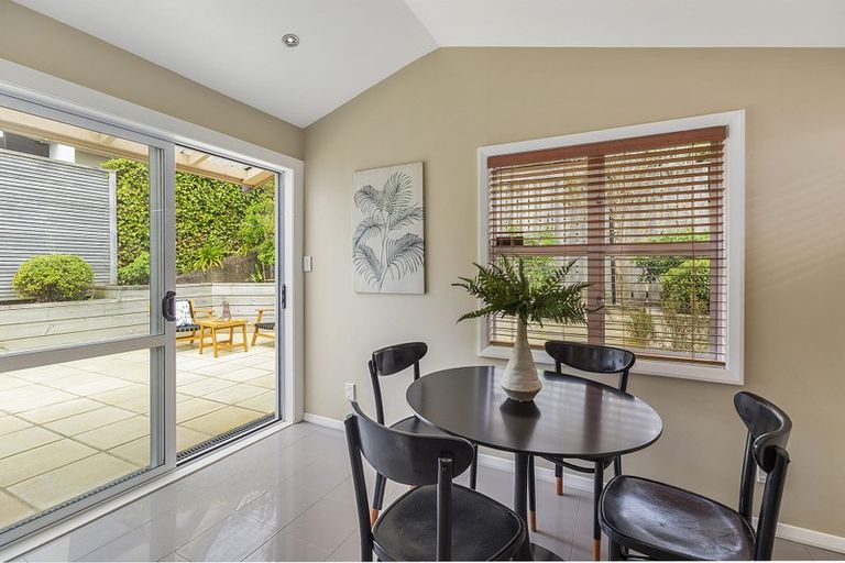 Photo of property in 26 Florence Street, Newtown, Wellington, 6021