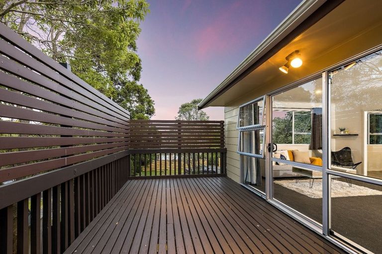 Photo of property in 9 Albemarle Place, Massey, Auckland, 0614