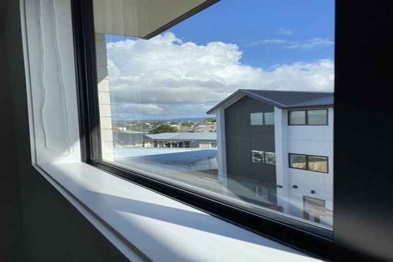 Photo of property in 8/22 Yeovil Road, Te Atatu Peninsula, Auckland, 0610