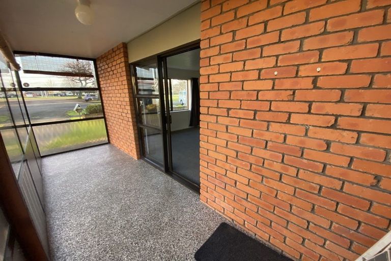 Photo of property in 3b Denbigh Square, Feilding, 4702