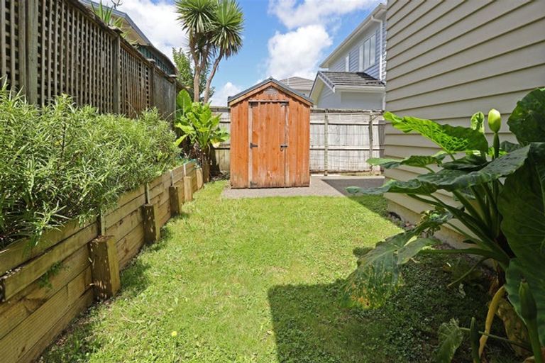 Photo of property in 36 Mulvaney Crescent, Henderson, Auckland, 0612