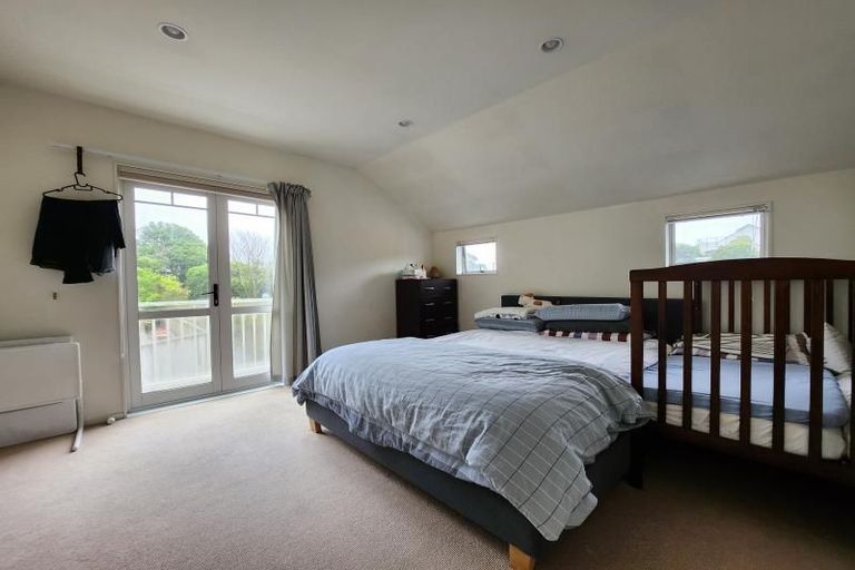 Photo of property in 2/15 Petherick Crescent, Johnsonville, Wellington, 6037