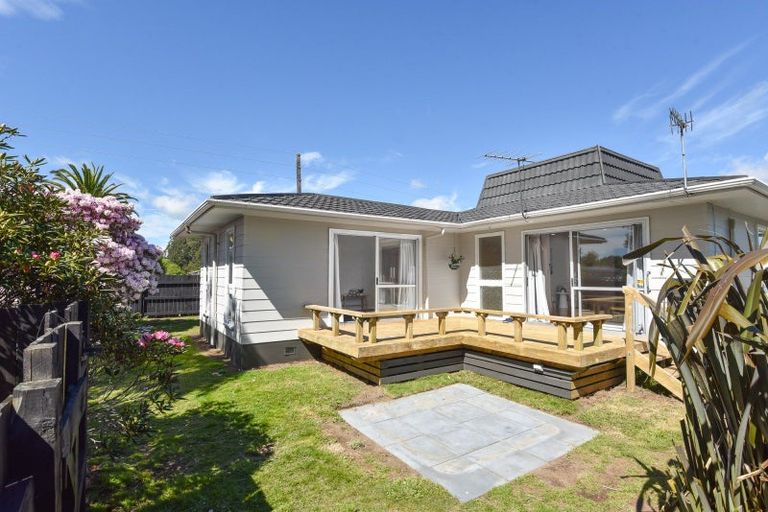 Photo of property in 2 Beryl Place, Pukehangi, Rotorua, 3015