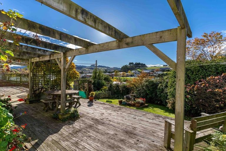 Photo of property in 18 Weir Street, Green Island, Dunedin, 9018