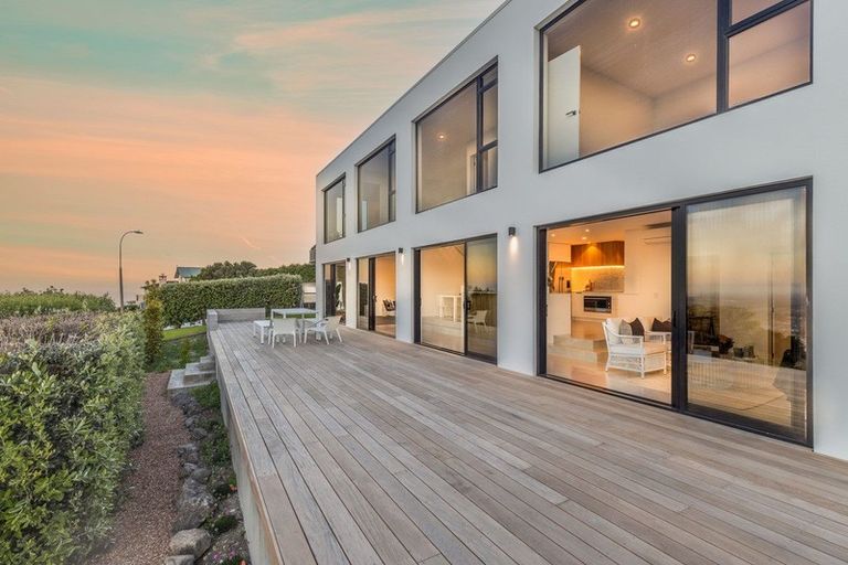 Photo of property in 280 Major Hornbrook Road, Mount Pleasant, Christchurch, 8081