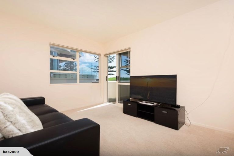 Photo of property in 1/47 Marine Parade, Mount Maunganui, 3116