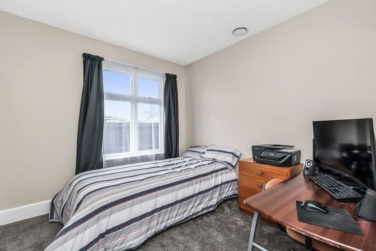 Photo of property in 15 Fulham Street, Islington, Christchurch, 8042