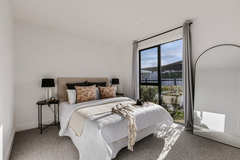Photo of property in 1 Whitworth Lane, Omokoroa, 3114