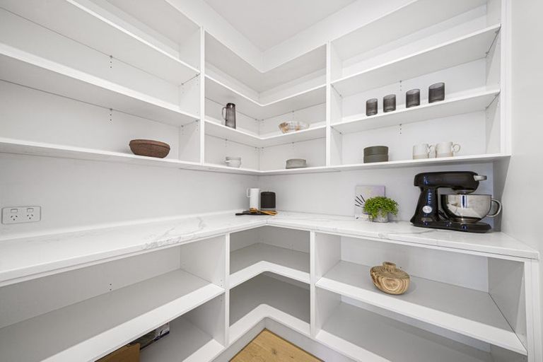 Photo of property in 198 Penruddock Rise, Westmorland, Christchurch, 8025