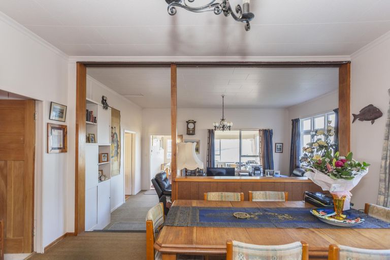 Photo of property in 6 Tamar Street, South Hill, Oamaru, 9400