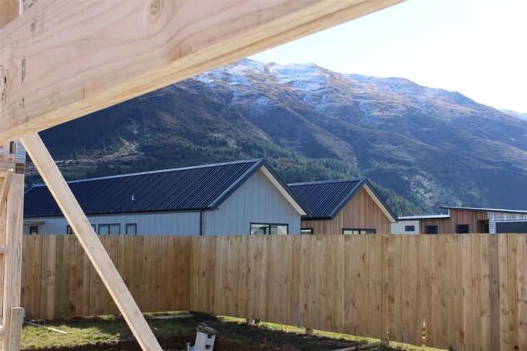 Photo of property in 12 Teal Place, Lake Hawea, Wanaka, 9382